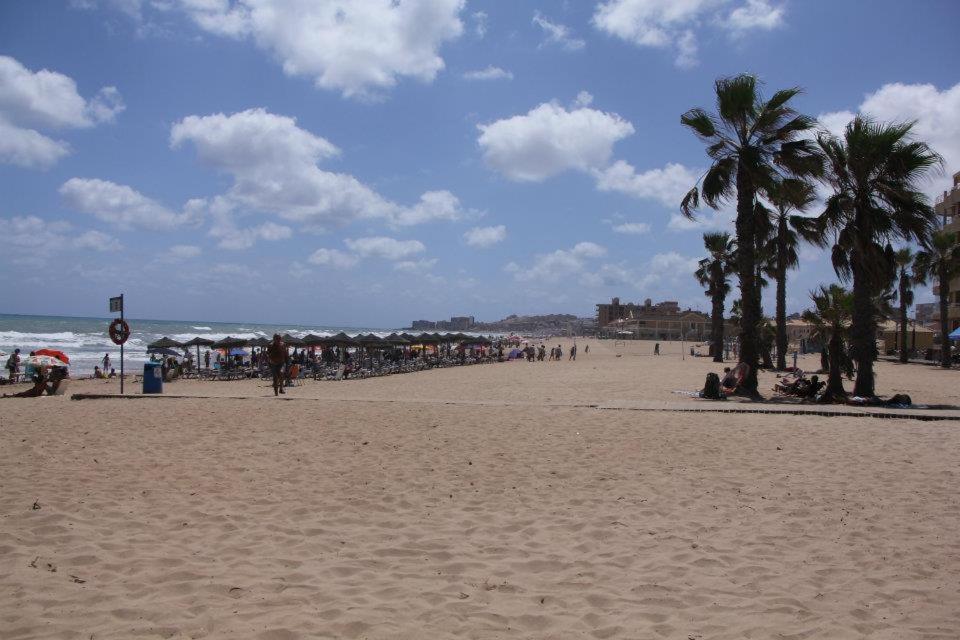 Playa De La Mata Apartamento Alicante Exterior foto